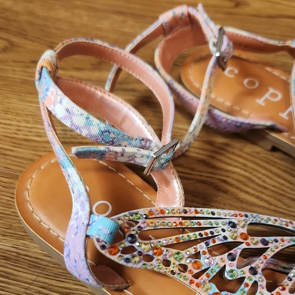 Copper Key Butterfly Rhinestone Sandals - Picture 7 of 12